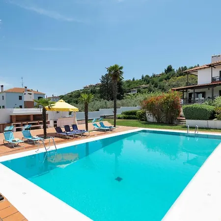 Escada Pool Villa, Near Hanioti #feelslikehome Вилла Полихроно
