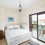 Escada Pool Villa, Near Hanioti #feelslikehome