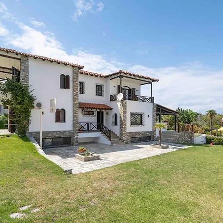 Escada Pool Villa, Near Hanioti #feelslikehome *