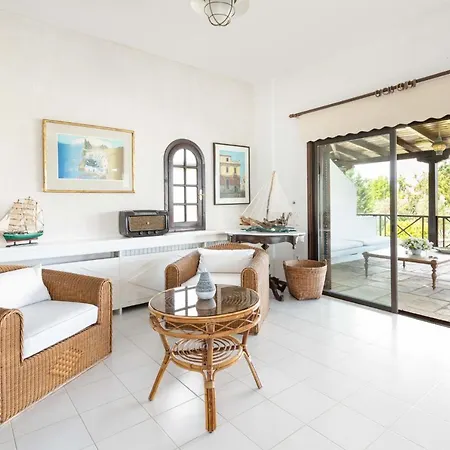 빌라 Escada Pool Villa, Near Hanioti #feelslikehome