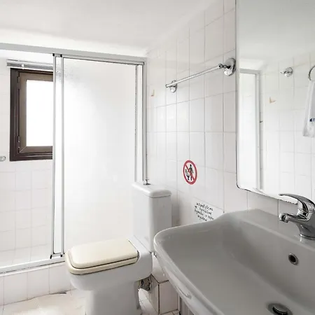 Escada Pool Villa, Near Hanioti #feelslikehome 폴리크로노