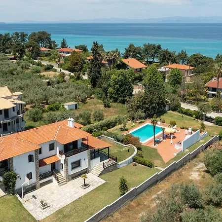 빌라 Escada Pool Villa, Near Hanioti #feelslikehome *