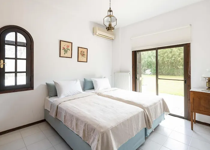 Escada Pool Villa, Near Hanioti #feelslikehome * Polychrono